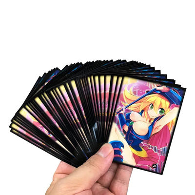Dimensione personalizzata Rosso Nero Bicolore Manica di gioco di carte per Mtg Yu-Gi-Oh Cartoline TCG Logo personalizzato e tipo di modello