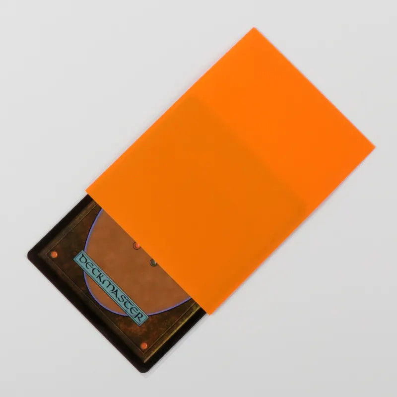 Personalizzare il gioco e porta biglietti da visita diversi colori per proteggere le carte in tutte le direzioni